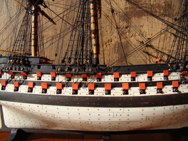 A fantastic Prisoner-of-War STYLE Bone and wood model,circa 1920, of a late 18th century 74 gun English Ship-of-the line — image 8